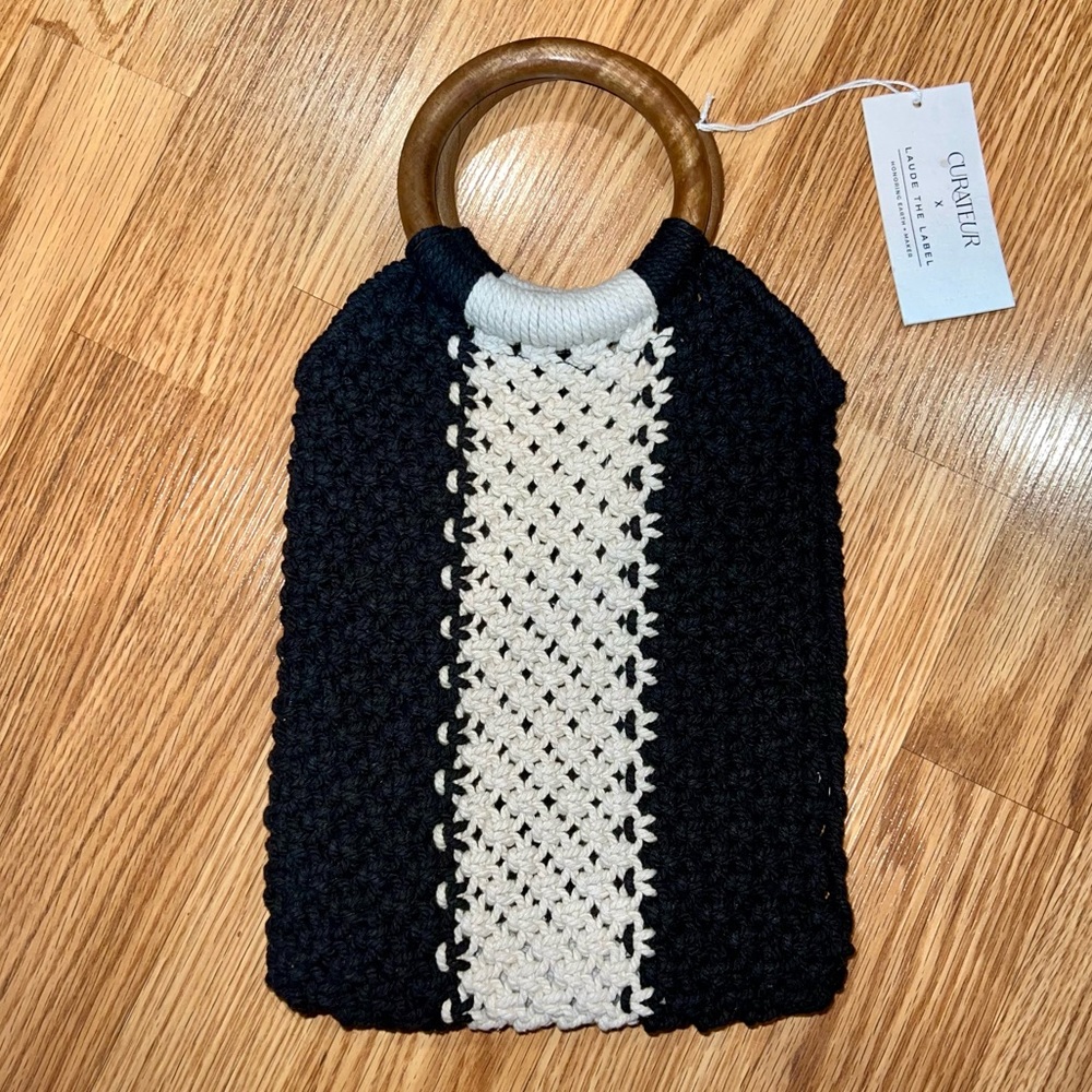 New Laude the Label Gabby Macrame hand bag wooden handle purse black, off white - Picture 2 of 5